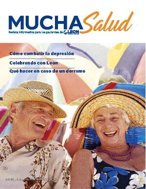 Cover of the Summer 2025 - MuchaSalud magazine, there are two older couple talking and a beach in the background